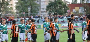 По каким ТВ каналам покажут матч 