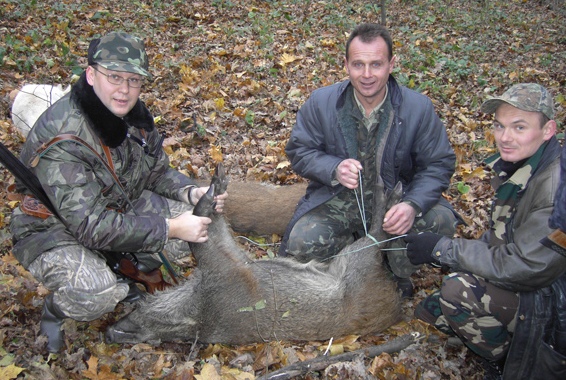 Убить кабана или зайца для охотников – праздник. Фото с сайта nash-rayon.dp.ua