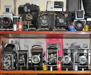 В этой коллекции более 150 фотоаппаратов. Фото Антона Шевелева