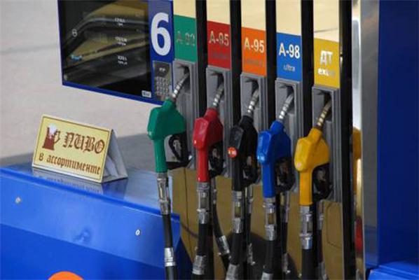 Качество бензина определить и самостоятельно. Фото с сайта xauto.com.ua