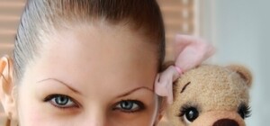 Харьковчанка создает с помощью крючка и ниток плюшевых медведей и белоснежных зайцев