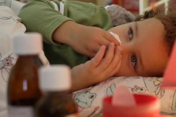 Больше половины больных ОРВИ – дети. Фото с сайта blogochild.ru