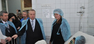 Губернатор не пожалеет денег на лечение девочки, пострадавшей от фейерверка