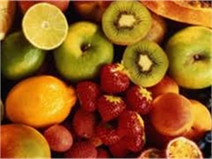 Диетологи советуют после праздников поправлять здоровье фруктами. Фото с сайта kp.ua