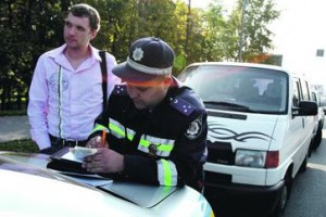 Полис могут потребовать в случае составления протокола об админнарушении. Фото с сайта segodnya.ua