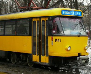 Янукович уедет – уедут и трамваи. Фото с сайта litsa.com.ua