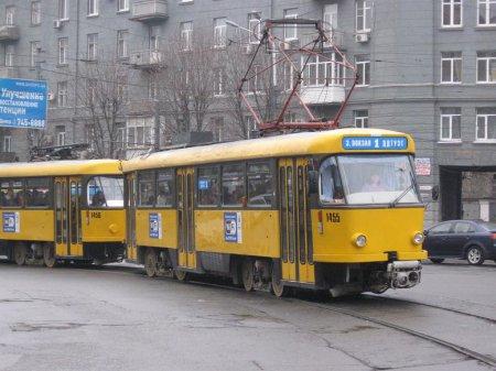 Трамвай №1 будет ходить до полуночи, №5 и 7 – каждые 10 минут, маршруты № 4 и №12 удлинят. Фото с сайта ua-cdma.info