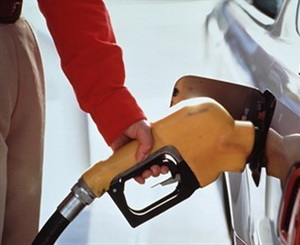 Подпись: А какого качества бензин на вашей заправке? Фото с сайта xauto.com.ua