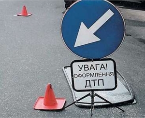 Lanos сбил ребенка. Фото: kp.ua