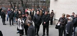 Суд по взрыву дома на Мандрыковской опять перенесли: адвокат обвиняемых скоропостижно заболел