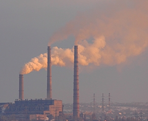 Приднепровская ТЭС делает свой вклад в загрязнение воздуха. Фото Дениса Моторина
