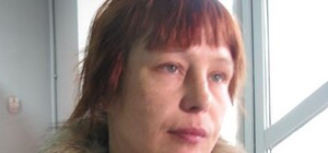 Мама Оксаны Макар решила заморозить деньги и написать книгу о страданиях дочери