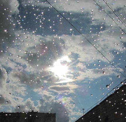 Днем будет солнечно и, возможно, дождливо. Фото с сайта odogde.ru