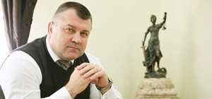 Мэр Первомайска подал в суд на СМИ и луганского адвоката за клевету