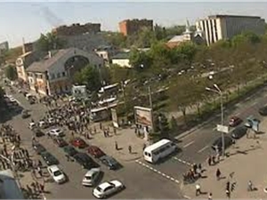 На прошлой неделе в Днепропетровске взрывались самодельные бомбы фугасного действия. Фото: Вебкамера