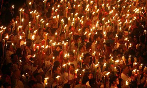 Факельное шествие – очень красивое зрелище. Фото: dv-reclama.ru