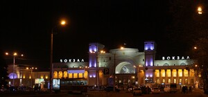 В этот день в Днепропетровске открыли Железнодорожный вокзал