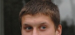 У защитника 