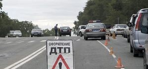 В Крыму иномарка врезалась в 