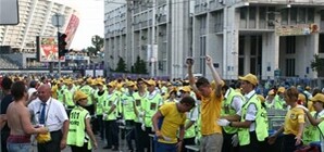 Испанцы пытались пронести на НСК живую крысу, портрет короля и пригорошню гаек