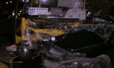 Водитель и пассажир "Шкоды" погибли от страшного удара. Фото предоставлено пресс-службой областной ГАИ