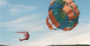 Трагедия на Азове: парашют с луганчанами рухнул еще на взлете