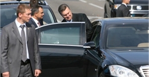 Кортеж Виктора Януковича. Фото: Фото Дмитрия Никонорова, Корреспондент