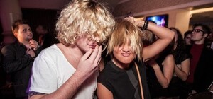 Кривошапко забыл про Денисову и отжигает с новой подружкой-хохотушкой