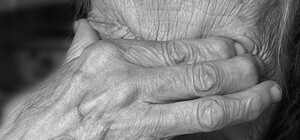 Луганчанин изнасиловал 82-летнюю бабушку в Житомирской области