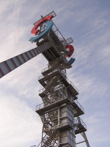 В Донбассе на частной шахте насмерть придавило двух горняков