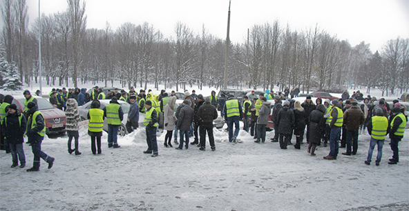 Митинг работников аэропорта. Фото: Евгений Кудря