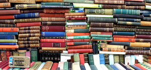 7 литературных заведений Киева, где можно поесть и почитать