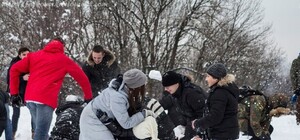 Как проходила последняя в этом году снежная битва