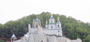 Святогорская Лавра поможет Януковичу отпраздновать 1025-летия крещения Руси