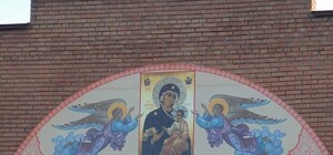 На проходной ДМЗ установили чудотворную икону Божьей матери