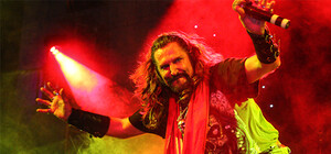 Джигурда матерился в Днепропетровске и показал трусы