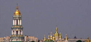 Музеи выселят с территории Лавры 