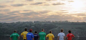 Запорожские экстремалы первыми в мире зарегистрировали rope-jumping