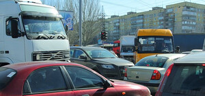 Поломанный светофор на Донецком шоссе стал кормушкой для ГАИ