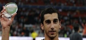 Генрих Мхитарян о качестве травы, девушках и чемпионате СНГ