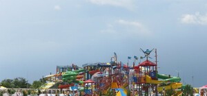 В пригороде Одессы открылся огромный аквапарк: первые отзывы посетителей