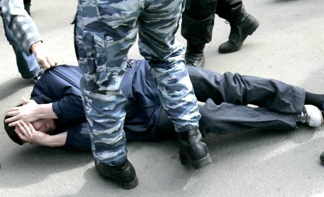 Милиционеры не захотели в тюрьму. Фото: pretenziy.ru