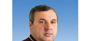 Председателем Конституционного суда стал уроженец Енакиево - почти двойник Арбузова