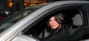 Донецкая певица Алекса замкнулась в себе после экспериментов со внешностью