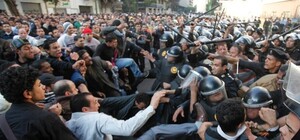 Крымчан просят не лететь в революционный Египет, но 