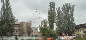 Томатная битва в Одессе: не в крови, а в помидорах