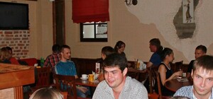 Луганчан снова приглашают посвиданничать с несколькими сразу