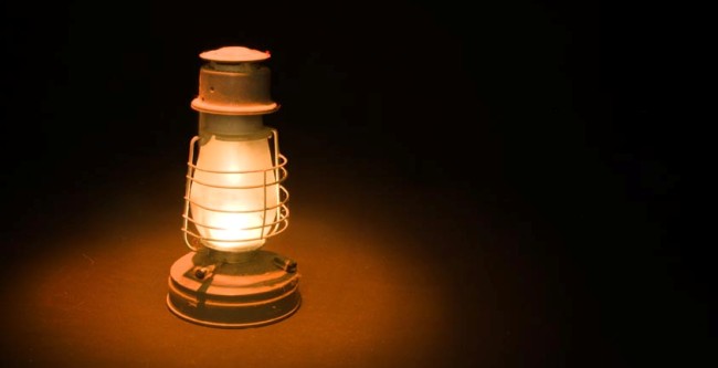 Время доставать керосиновые лампы. Фото: freelance.ru