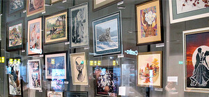 Ретро-искусство в современном центре -  в Аве-Плаза открылась выставка вышитых картин