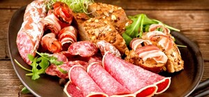 В Днепропетровске хлебозавод завышал цены, а мясокомбинат обманывал покупателей